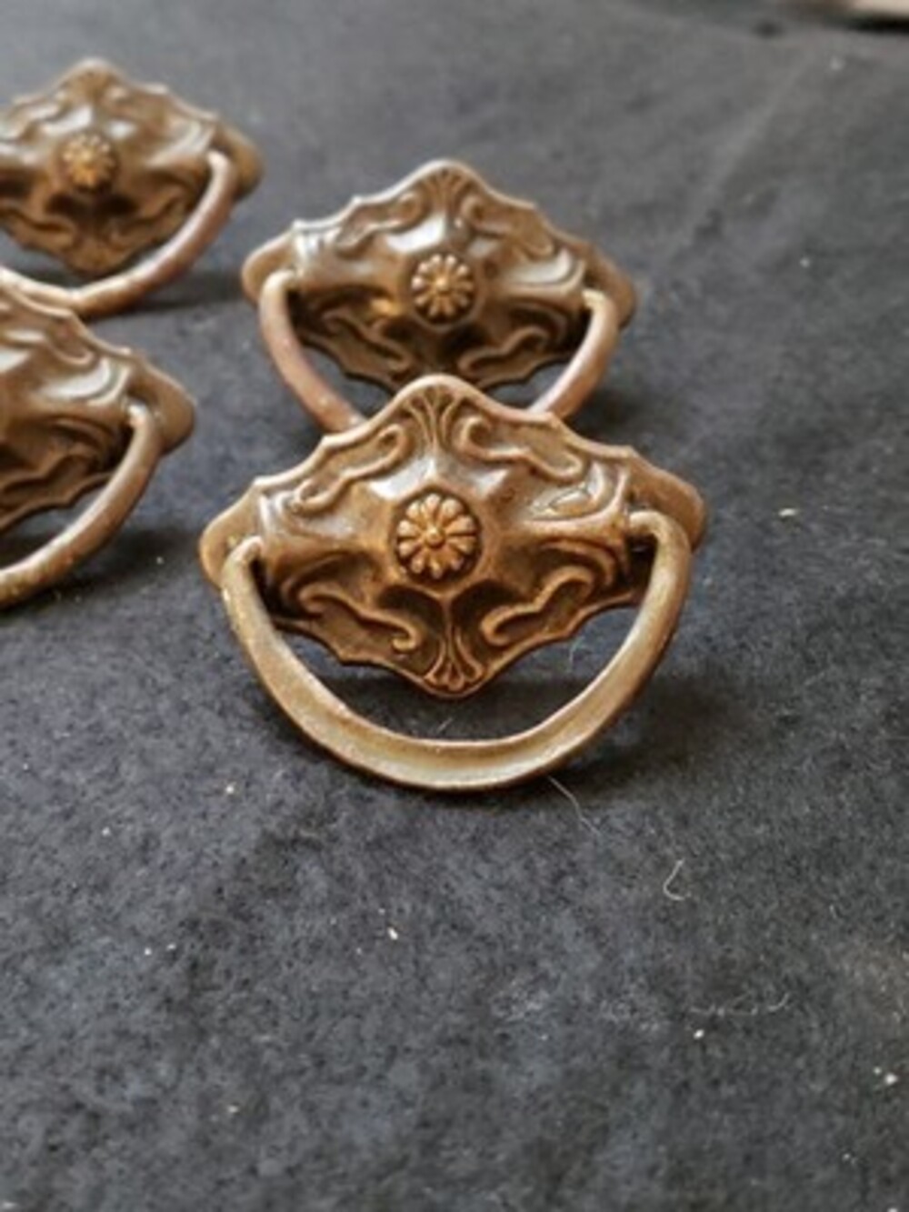 Vintage Hardware Set Of 5 Beautiful Ornate Knobs